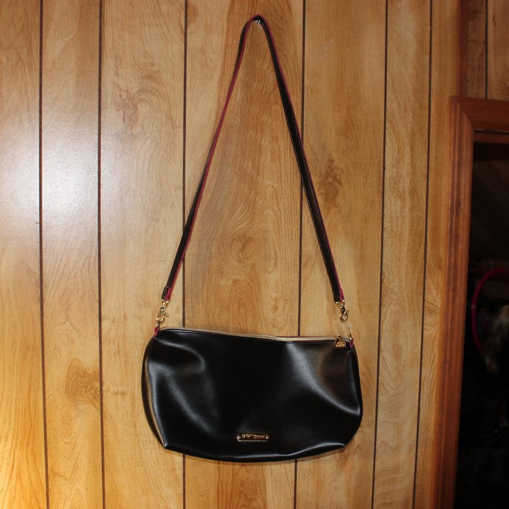 betsey johnson black shoulder bag